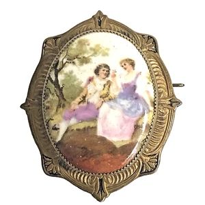 Viktorianische Brosche Messingrahmen mit Porzellan oval, romantisches Portrait eines jungen Paares - Bild 1 von 10