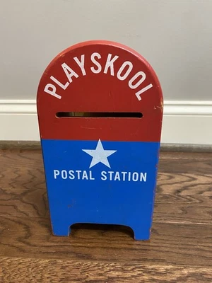 Buzón solo Playskool buzón vintage, madera. Puerta para recuperar correo Foto 1 de 4