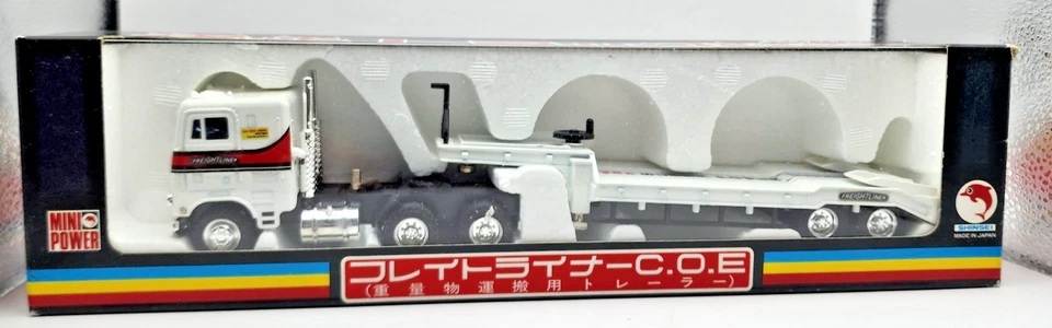 Shinsei  1:53 Diecast Freightliner COE w Lowboy White Rare Japanese Market Box - Image 1 of 4