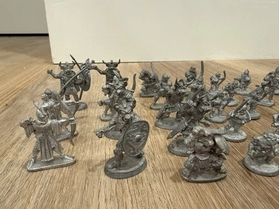 Лот винтажных миниатюр Ral Partha — 63 предмета — 1990-е - Изображение 1 из 4