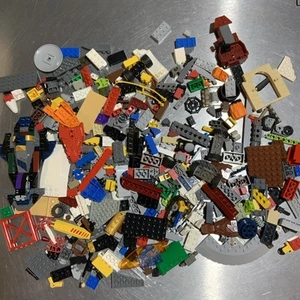 1.5lbs Of Misc LEGO Parts And Pieces L3 - Picture 1 of 18