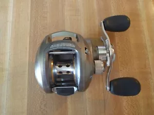 Bass Pro Shop pro qualifier bait caster reel model PQX10SHD 7.1:1 ratio bps reel - Picture 1 of 3
