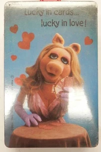 Mazzo di carte da gioco vintage Miss Piggy ""Lucky in Love"" carte da gioco segno distintivo sciolte sigillate - Foto 1 di 2