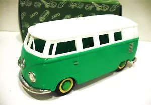 Volkswagen Kombi T1 hecho en Portugal - JATO 1/24 en caja - Imagen 1 de 9