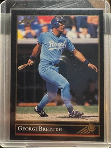 1992 LEAF BLACK GOLD GEORGE BRETT Baseball Card HOF (CARD #19 OF 33) - Picture 1 of 3