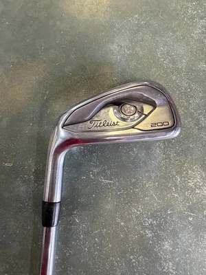 Titleist T200 7 iron single - Image 1 of 4