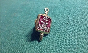 Music Note Tie-Tack Lapel Hat Pin Red Enamel Teacher Musician 3 Year Service - Picture 1 of 3