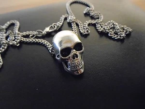 Harley Biker Pagan Punk Goth Classic TOTENKOPF HALSKETTE 27" / 36". neu mit Etikett - Bild 1 von 8