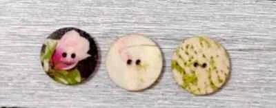boho wood flowers buttons sewing 2 holes 1 inch (set #1001) new - Image 1 of 2