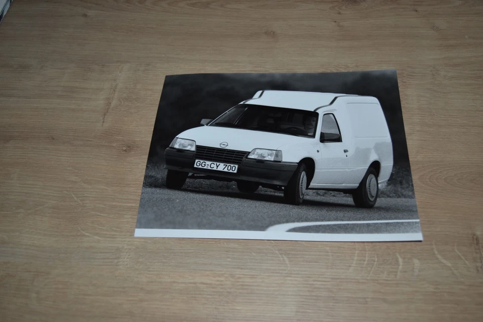 PHOTO DE PRESSE ( PRESS PHOTO ) Opel Kadett Combo de 1985 OP685 - Photo 1/1