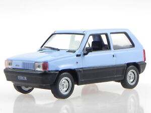 Fiat Panda 1980 azul die tolle Kiste coche en miniatura in Vitrine 1:43