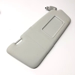 AUDI A3 8P SPORTBACK 2.0 TDI SUN VISOR INTERIOR TRIM RIGHT DRIVERS 2004 - 2008 - Picture 1 of 4