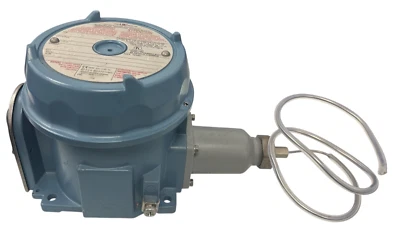 Termostato interruptor de temperatura a prueba de explosiones United Electric E121-4BS con sonda Foto 1 de 4