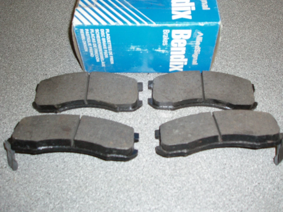 572336B Mazda 626 1.8 - 2.0 - 2.0D serie GD 1987 - 1992 pastillas de freno delanteras Foto 1 de 1