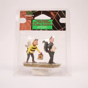 Lemax Spooky Town Trick Or Treaters Little Stinger and Stinker Bee Skunk - Bild 1 von 10
