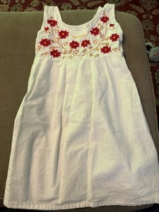 Girls Mexican Ivory Embroidered Floral Dress Size 6 Cancun Mexico (CT) - Picture 1 of 5