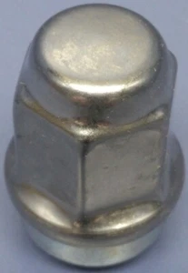 Lot of 32 Stainless Steel Capped 1/2-20 Bulge Acorn Lug Nut Trailer Wheel Camper - Picture 1 of 5