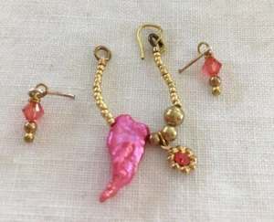 Joy OOAK 12 Zoll Mode Royalty Barbie Schmuck Gold & Rosa Halskette Ohrringe EUC - Bild 1 von 3