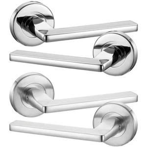 Door Handles Leon Internal Door Handle on Rose Door Handle Sets 1-15 - Picture 1 of 4