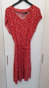 Kleid Herzen rot weiß neuwertig Größe L Viskose - Bild 1 von 3