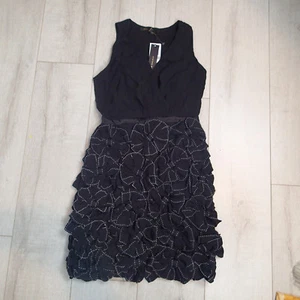 Cynthia Steffe NEW Black SLEEVELESS 3D V NEC SZ 0 Floral SILK Sheath Dress $475 - Picture 1 of 12