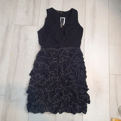 Cynthia Steffe NUEVO Vestido Vaina Negro SIN MANGAS 3D V NEC TALLA 0 Floral SEDA $475  Foto 1 de 4