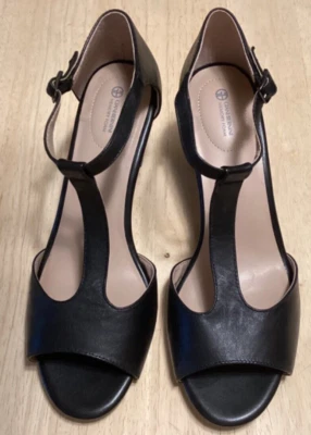 Giani Bernini Claraa T-Strap Heels Shoes Sandals Women's  Black Leather  10W - Image 1 of 4