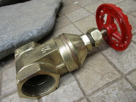 Vintage in Heavy Brass Nice Tap Fire Hydrant Interrupt Security 1,5" Standard Cover