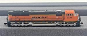 Kato N Scale 176-6320 SD70MAC BNSF #9736 (Tested) - Picture 1 of 12