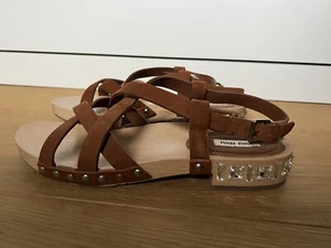 Miu Miu Braune Sandalen Größe 39 1/2 Holz Wildleder Mit Glitzersteinen - Bild 1 von 8