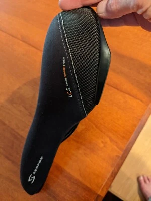 Sillín de asiento de bicicleta eléctrica Serfas ICS Foto 1 de 3