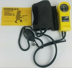 Astropulse 10 ~ Electronic Blood Pressure Kit ~ Vintage ~ 1976 - Picture 1 of 3