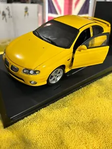 Autoart 1/18 Scale Diecast 73432 - Holden Concept - Metallic Gold - Picture 1 of 7