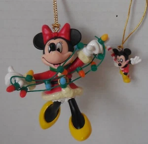 Disney von Enesco Minnie mit Lichtern & Mickey mit Süßigkeiten Weihnachtsschmuck Set 2 Teile - Bild 1 von 7