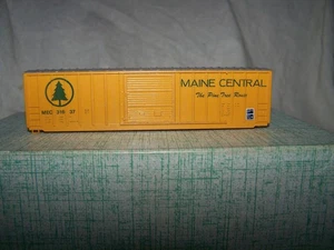 MDC N-Scale 50' Boxcar Body Only MEC(Body Only) - Picture 1 of 17