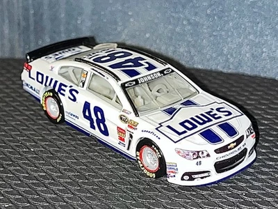 1/64 2013 ACTION LIONEL #48 LOWES WHITE JOHNSON CHEVY SS Foto 1 de 3