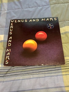Paul McCartney & Wings - Venus & Mars - Capitol stereo LP W/ Inserts - Picture 1 of 14