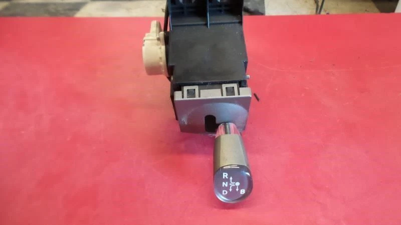 Palanca de cambios automática para Toyota Prius 190620 2006 Foto 1 de 4