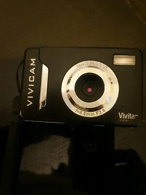 Vivitar ViviCam 5024 5.1MP Digital Camera - Black - Image 1 of 4