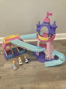 Little People Disney Princess Klip Klop Castle Stable Playset 3 Horses Works - Picture 1 of 13