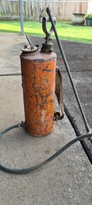 Vintage Garden Sprayer - Picture 1 of 3