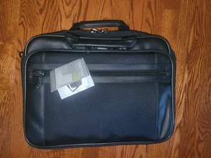 NEW Kenneth Cole Reaction Large R-Tech Black Laptop Bag Multiple Pockets Zip - Picture 1 of 5