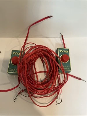 LOT OF 2 TYCO REMOTE CONTROL ACCESSORY SWITCHES & WIRE , HO GUAGE - Image 1 of 4