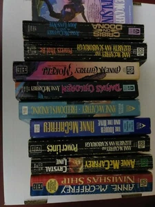 anne mccaffrey 11 book lot - Imagen 1 de 10