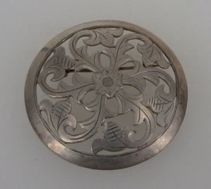 Broche de joyería tradicional redondo grande abierto hecho a mano plata alrededor de 1925 (98326) - Imagen 1 de 5