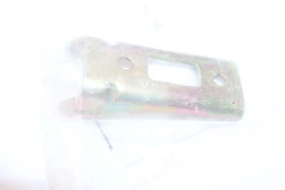 Soporte de montaje de amortiguador delantero izquierdo Ski-doo Mxz Formula Summit nuevo fabricante original NOS 518317519 Foto 1 de 4