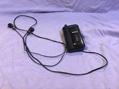 Sistema estéreo portátil Memorex AM/FM Walkman de bolsillo modelo MR4240-probado Foto 1 de 4