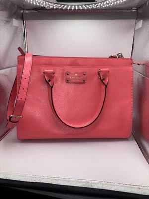 Bolso Bandolera Kate Spade Wellesley Cuero Durham Coral Rosa Peonía Foto 1 de 4