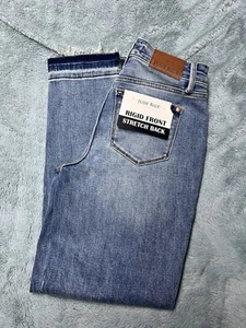 Judy Blue Jeans 3/26 Boyfriend Fit Mid Rise Ridge Front Stretch Back Raw Hems - Picture 1 of 16