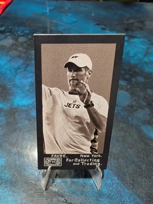 2008 Topps Mayo - Brett Favre #301 Mini - Image 1 of 2